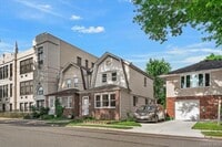 Building Photo - 15 Depan Ave
