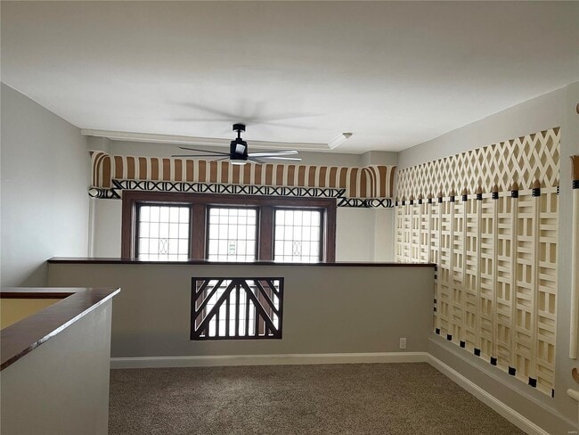 Building Photo - 1052 S Kingshighway Blvd