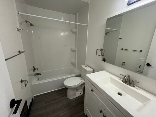 Building Photo - 9225 Garrison Way