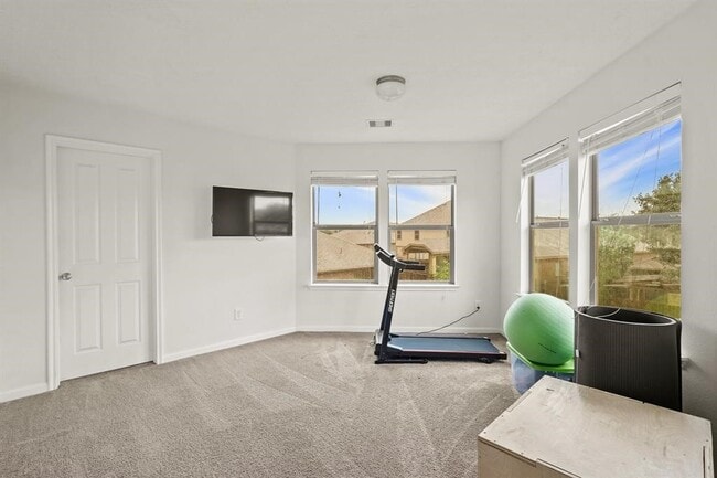 Building Photo - 6719 Path Way Ct