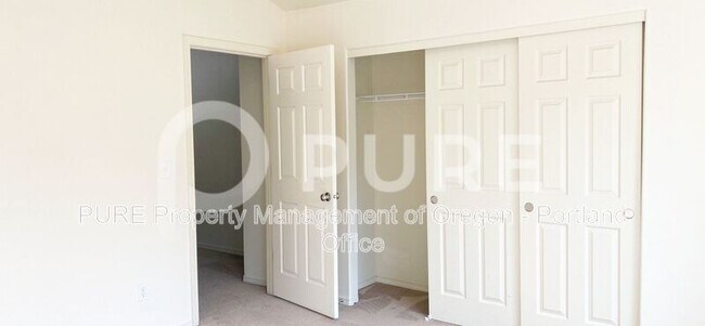 Building Photo - 1572 SW 175th Ave