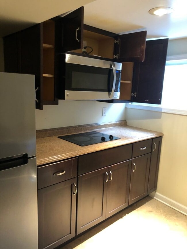 Building Photo - A Space for you and your's in Brookland! F...