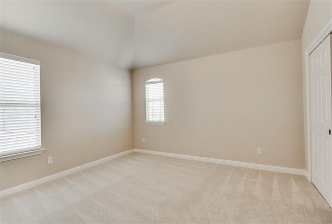 Building Photo - 1713 Greenside Trail