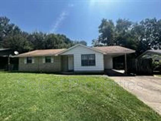 Primary Photo - 1512 Overhill Rd