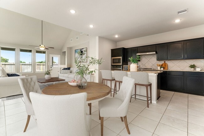 Building Photo - 5014 Aspen Orch Dr