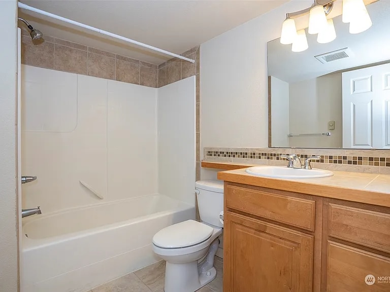 Building Photo - 13405 97th Ave E