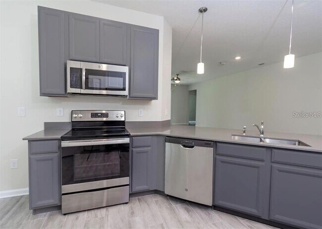 Building Photo - 16451 Glassy Loch Loop