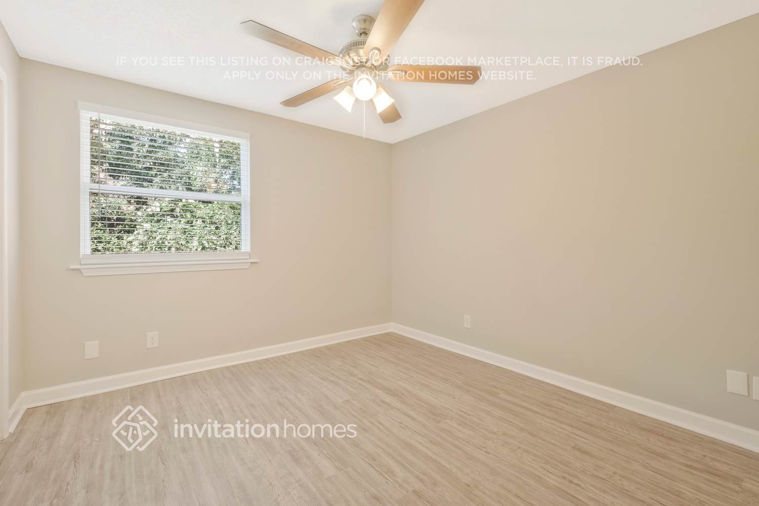 Building Photo - 3691 Ballestero Dr S