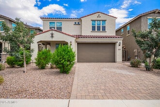 Building Photo - 5221 N 79th Dr