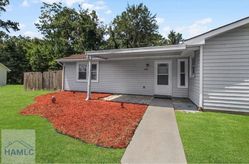 Primary Photo - 160 Cherokee Cir