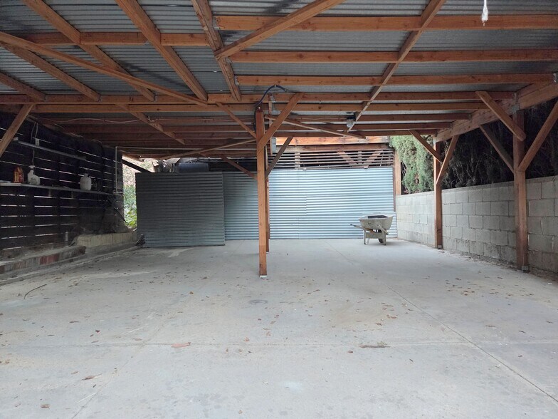 Garage - 1615 Pennsylvania Ave