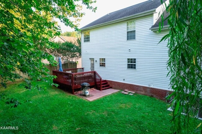 Building Photo - Beautiful 4-Bedroom Home in Desirable Wrens Creek Subdivision