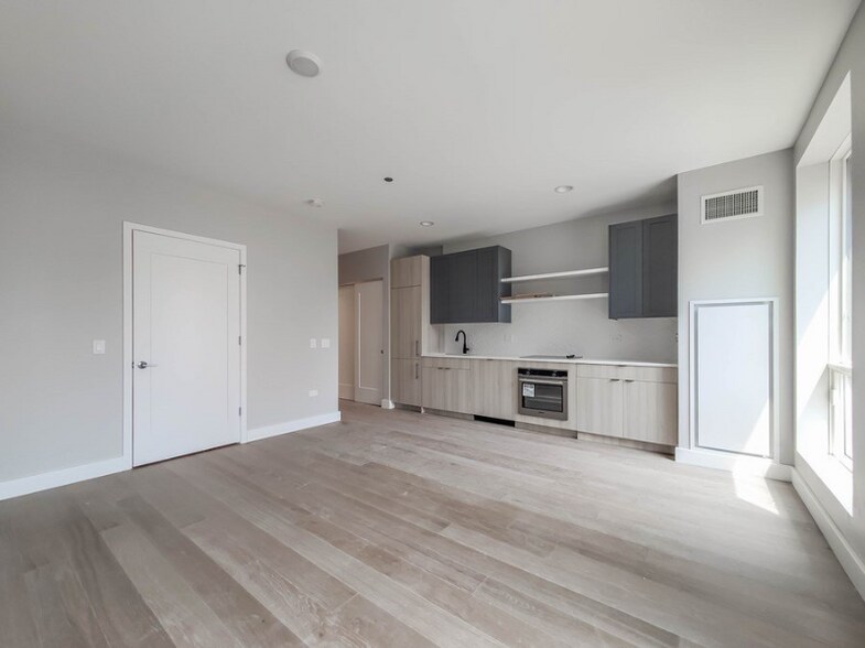 Building Photo - 120 W Division St