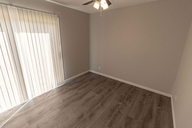 Building Photo - 7300 N Moberly Dr