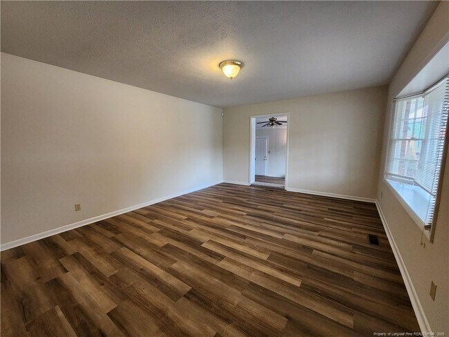 Building Photo - 7510 Bridgeman Dr