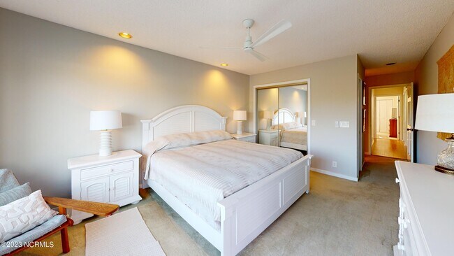 Building Photo - 1714 Deerfield Dr SW