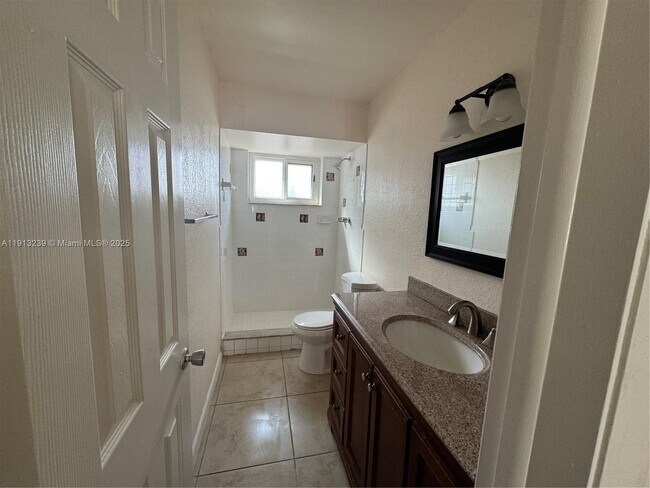 Building Photo - 6322-6324 Eaton St