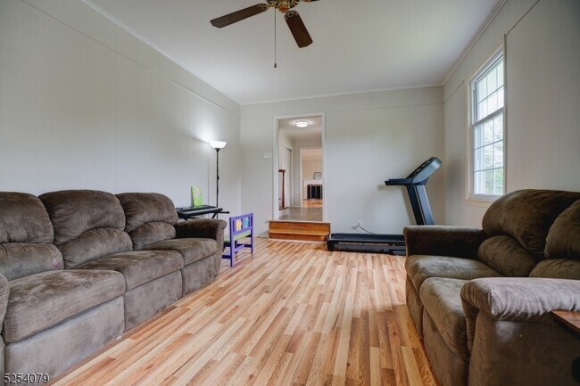 Building Photo - 2 Whitney Terrace