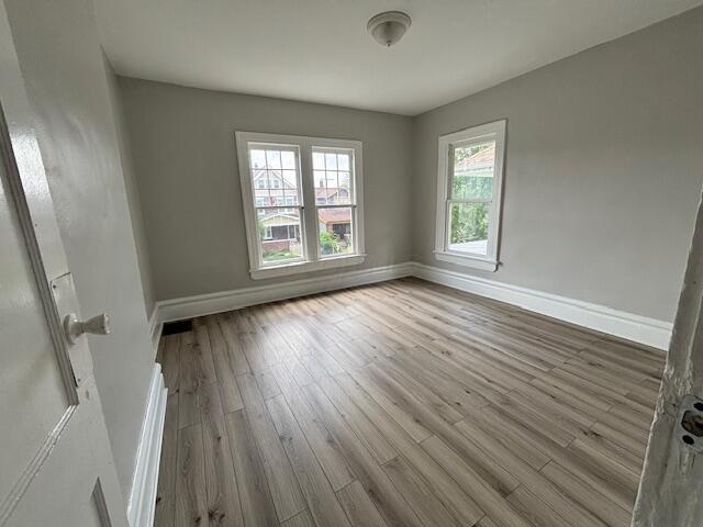 Building Photo - 1068 Linwood Ave