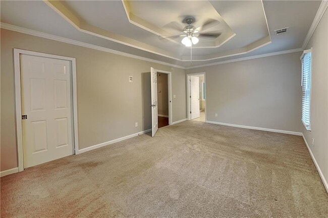 Building Photo - 811 Springdale Crossing