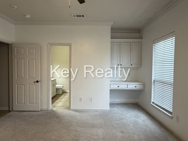 Building Photo - 309 Cross Ridge