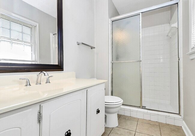 Building Photo - 7401 Quail Ridge Dr