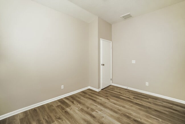 Building Photo - 10415 Copperwood Dr