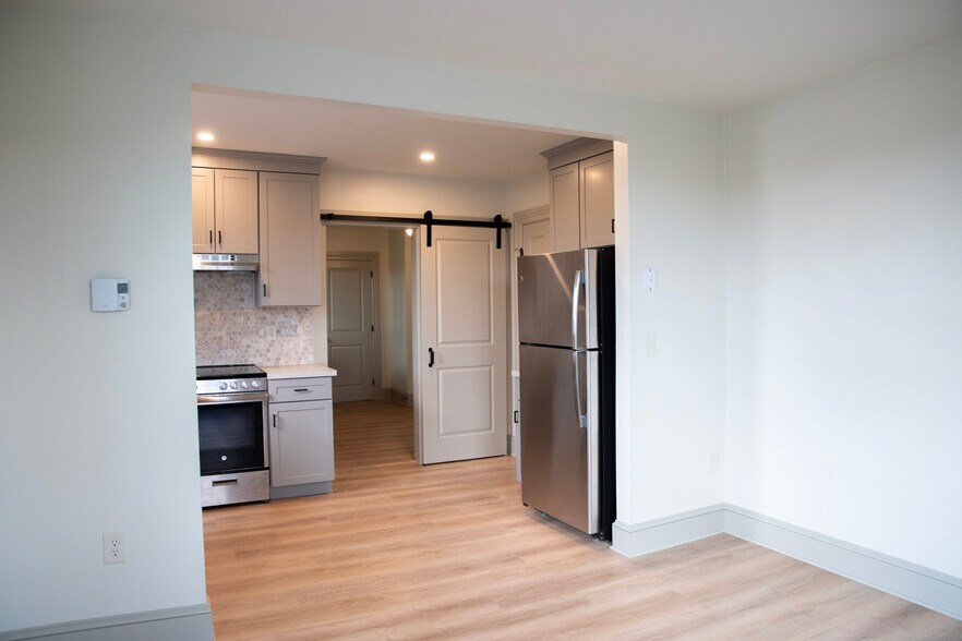 Building Photo - 2493 Mount Joy Rd