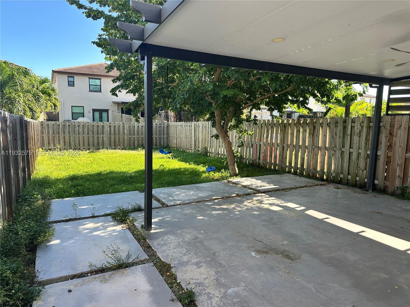 Building Photo - 25137 SW 108th Ave