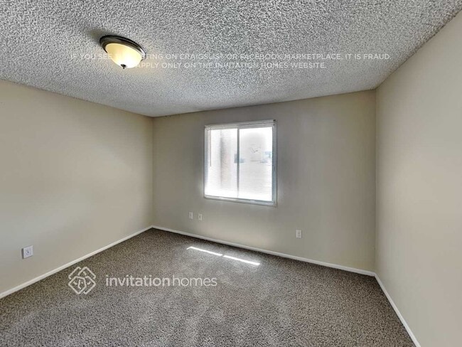 Building Photo - 6038 W Vernon Ave