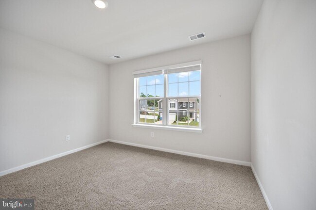 Building Photo - 504 Harper Dr