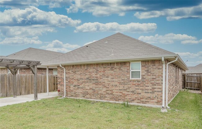 Building Photo - 8113 Frye Ln