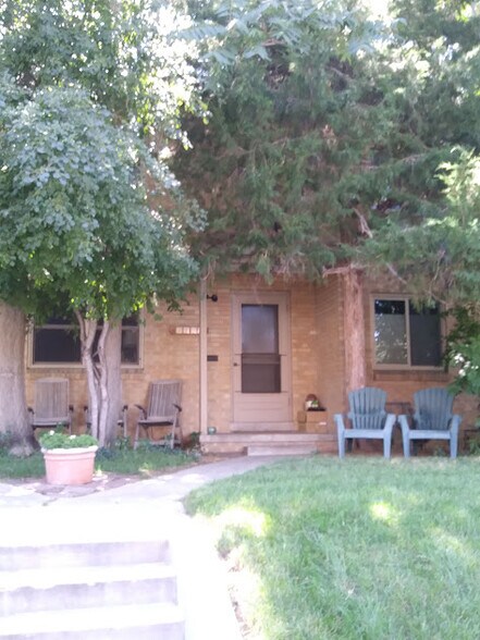 Building Photo - 4828 E 19th Ave