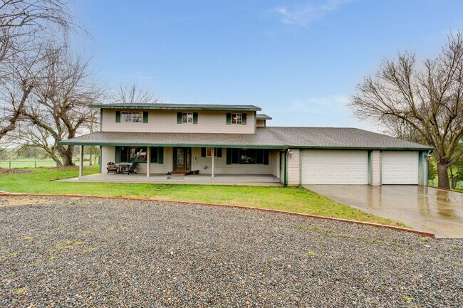 Building Photo - 12707 Leo Ln