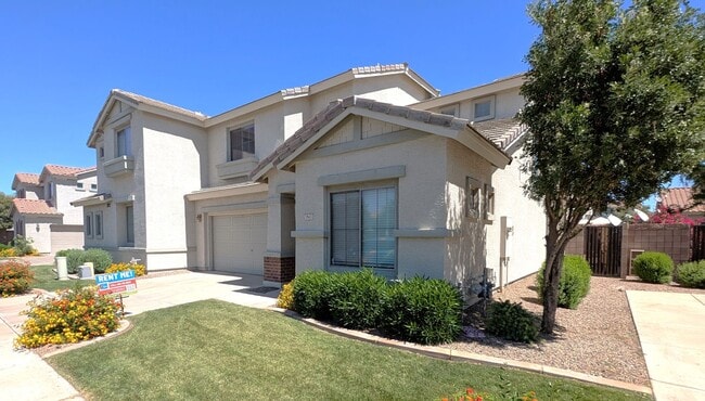 Building Photo - 4 Bedroom Home in Lantana Village Near E Ocotillo Rd. and S McQueen Rd!