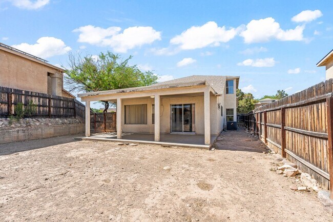 Building Photo - 2616 W Kassandra Pl