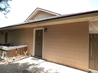 Building Photo - 2241 W Pensacola St