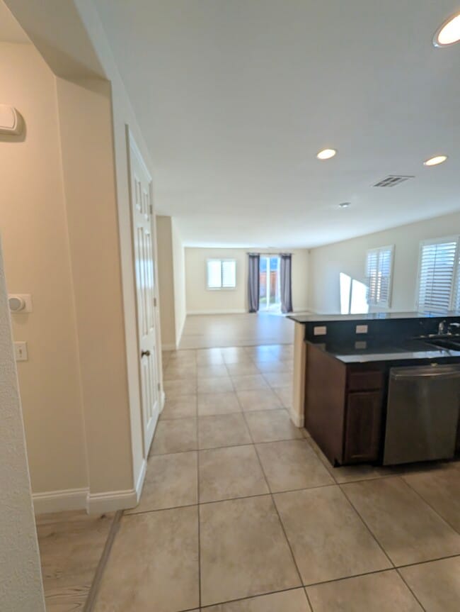 Building Photo - 1349 Edelweiss Dr