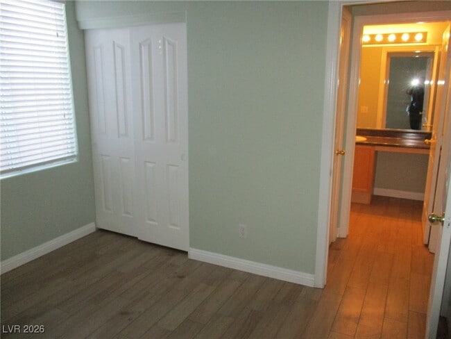 Building Photo - 1052 Country Skies Ave