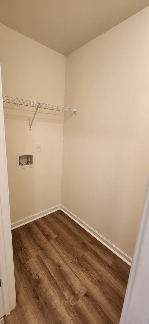 Building Photo - 3BR, 2.5 BA in Hazelwood Subdivision