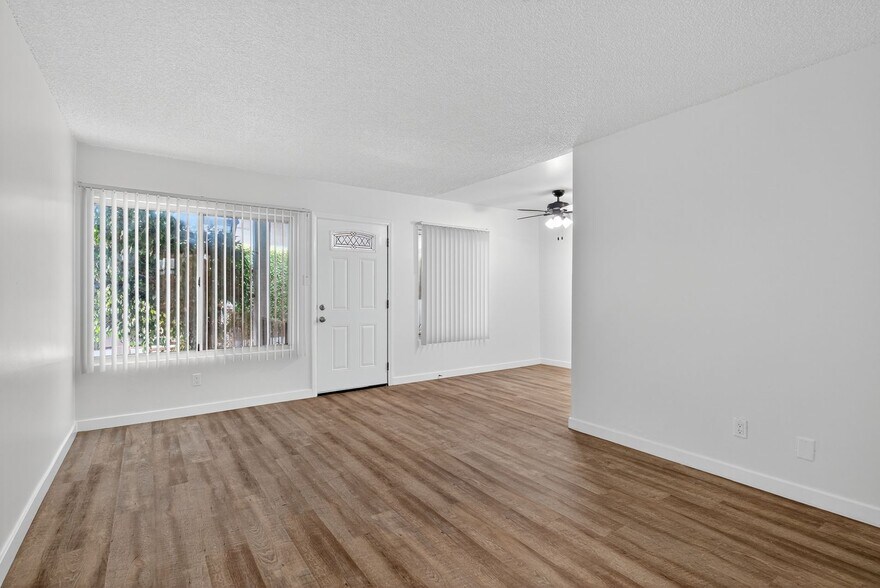 Building Photo - 1751 Cabrillo Ave