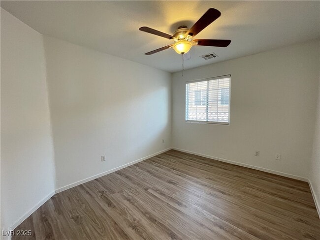 Building Photo - 9758 W Hanover Grove Ave