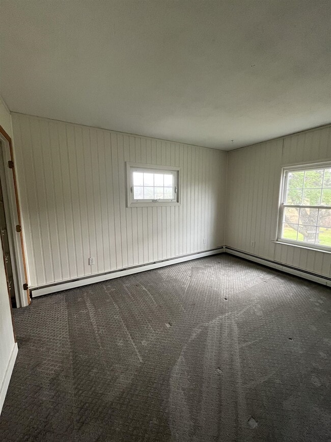 Building Photo - 988 Prindle Rd
