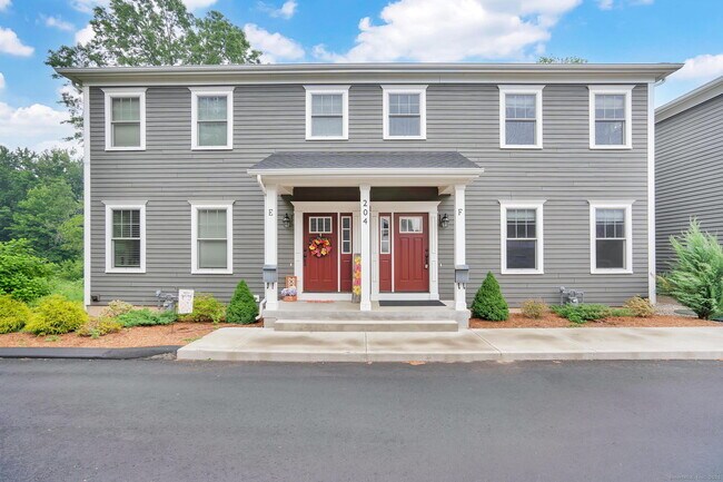 Building Photo - 204 Mountain Rd