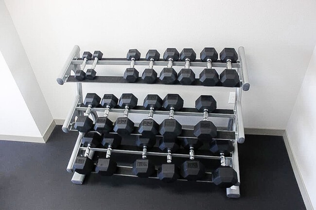 Building Photo - Island City Properties