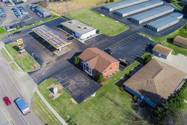 Building Photo - 1430 DeKalb Ave