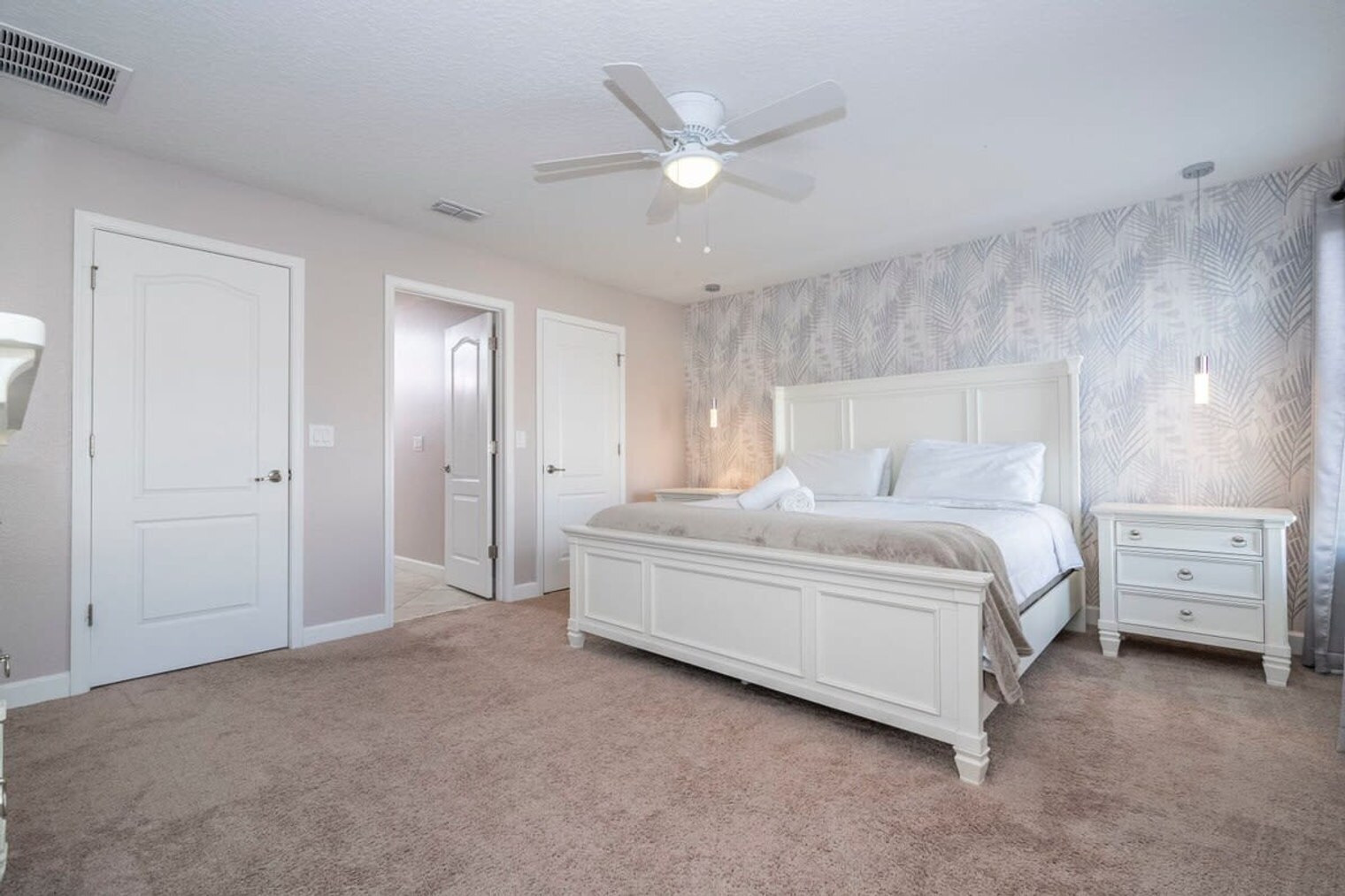 Building Photo - 2934 Buccaneer Palm Rd