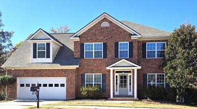 Building Photo - 1673 Jamestown Ave