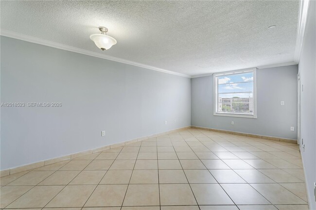 Building Photo - 5775 W 20th Ave