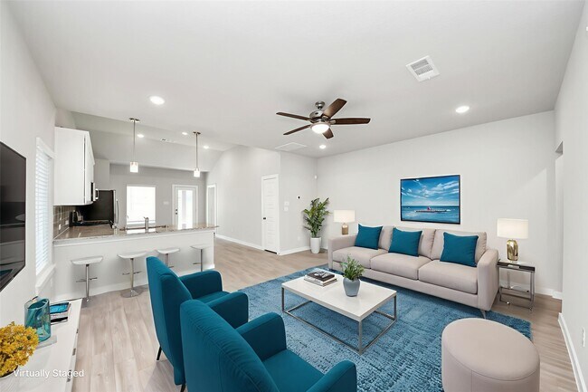 Building Photo - 21650 Wave Holw Dr